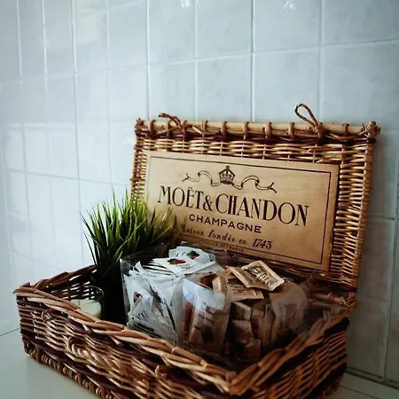 Via Carducci Casa Vacanze ゲストハウス ベルガモ