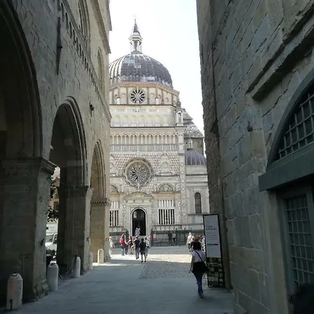 Via Carducci Casa Vacanze Guest house Bergamo