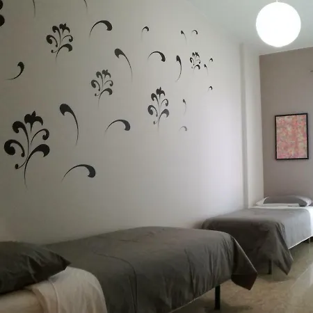 ゲストハウス Via Carducci Casa Vacanze ベルガモ