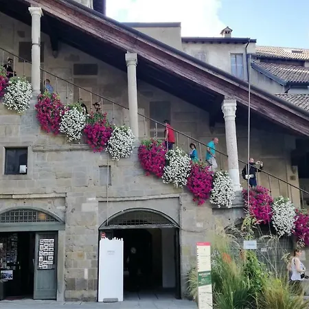 Via Carducci Casa Vacanze *
